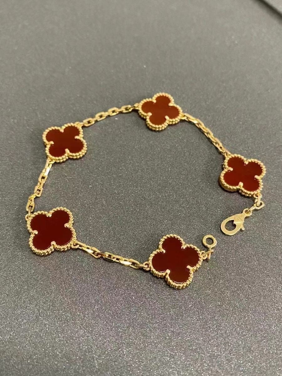 Ruby red bracelet Arpels