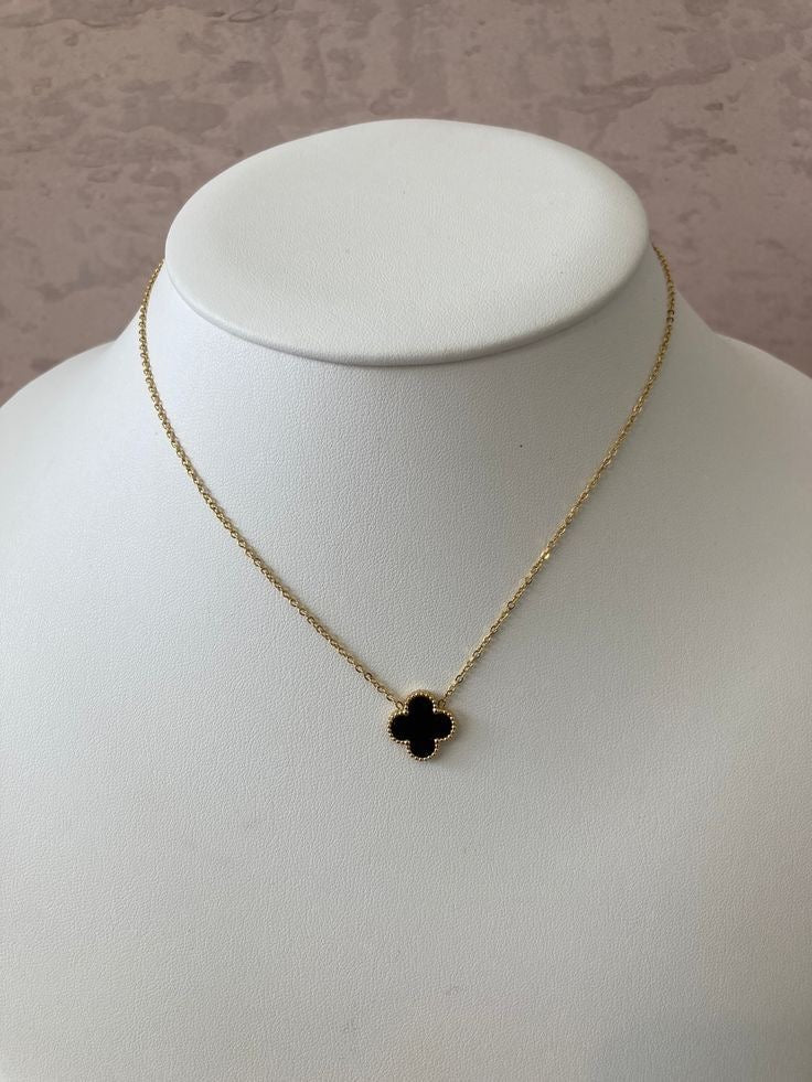 Black Arpels necklace