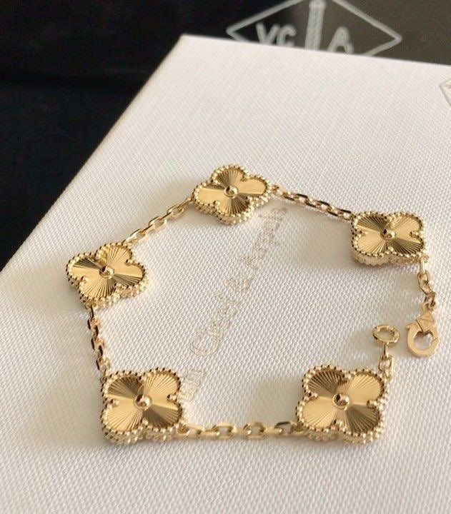 Gold Arpels bracelet